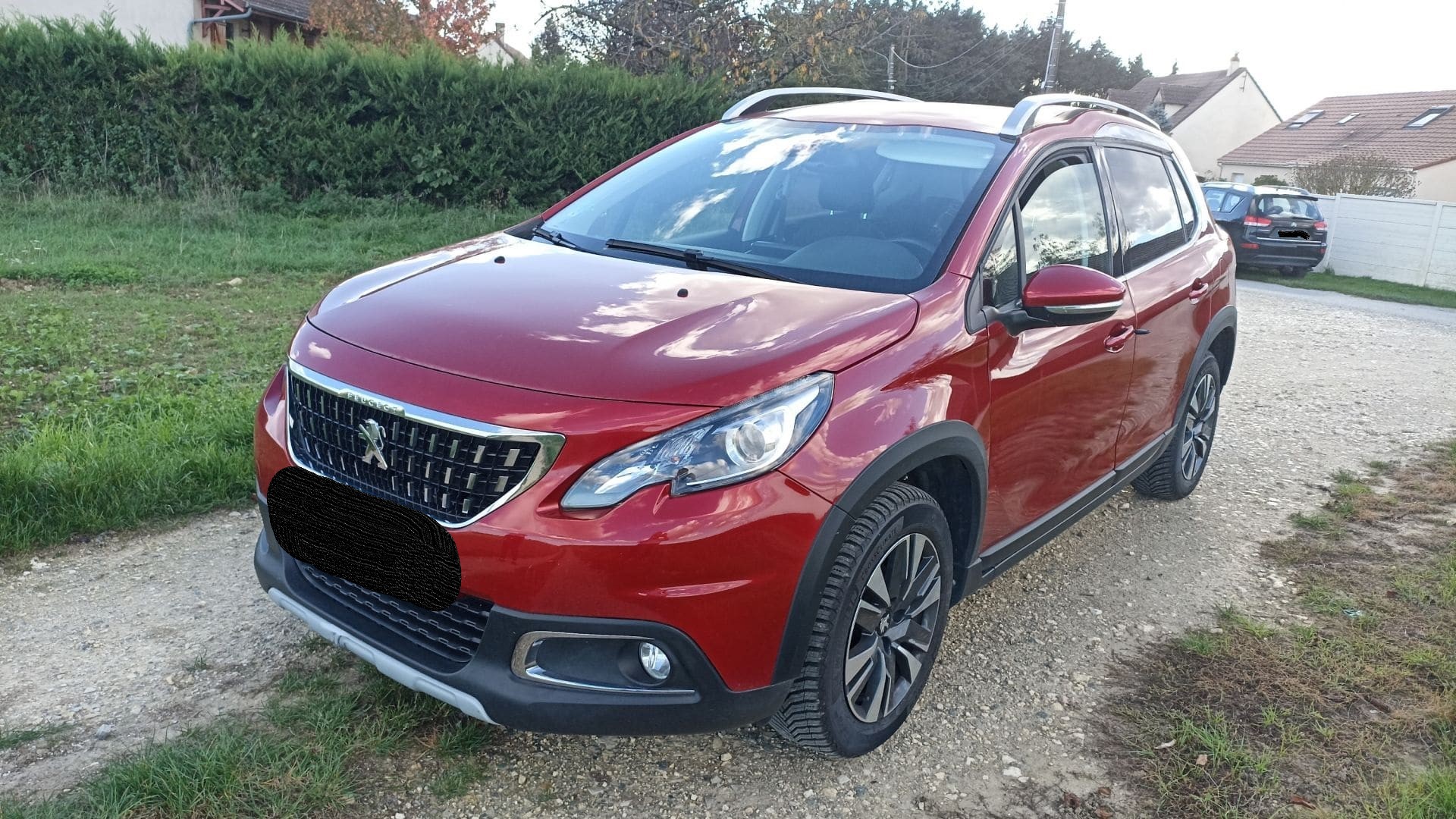 Peugeot 2008 Allure 1.5 BlueHDi 100