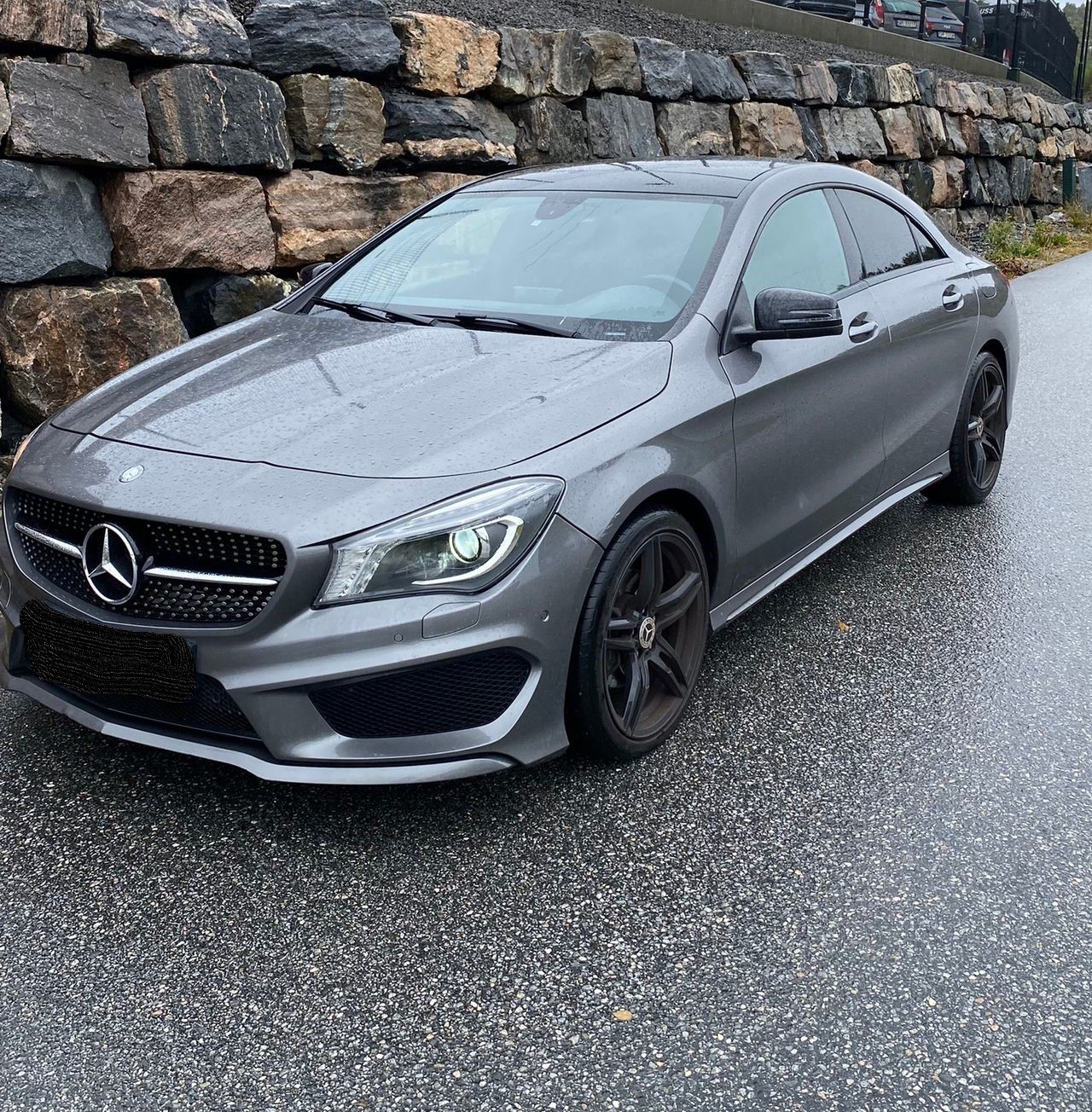 Mercedes-Benz CLA 180 1.6 122 ch 7G-DCT Pack AMG