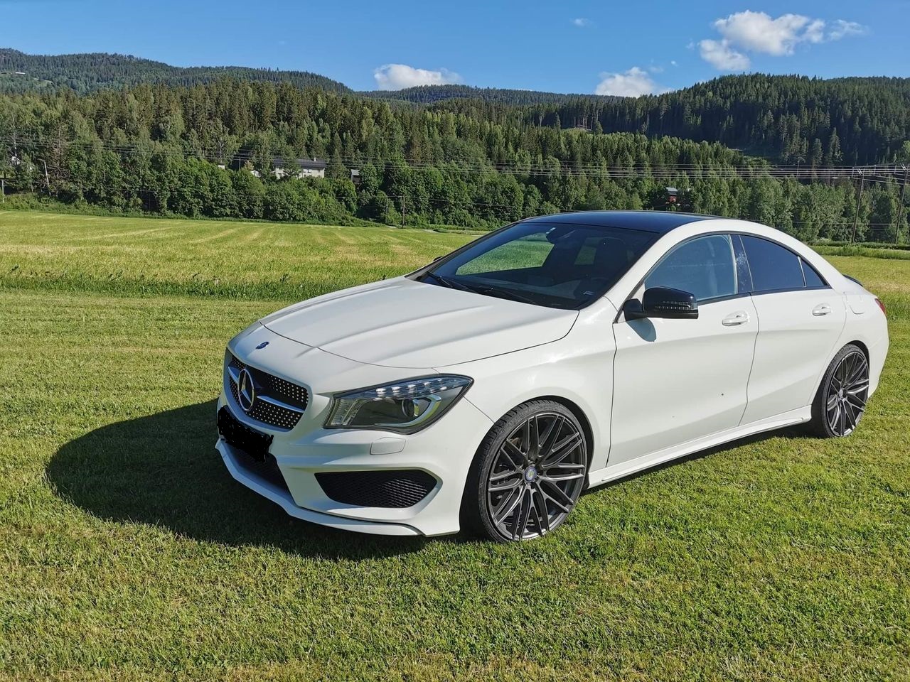 Mercedes-Benz CLA AMG 7G-DCT  Toit panoramique Webasto