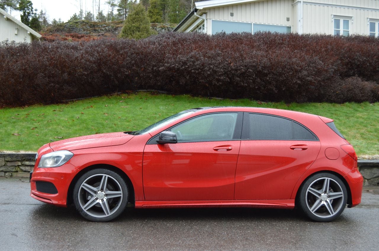 Mercedes-Benz Classe A 180 CDI BlueEFFICIENCY Pack AMG – Toit panoramique