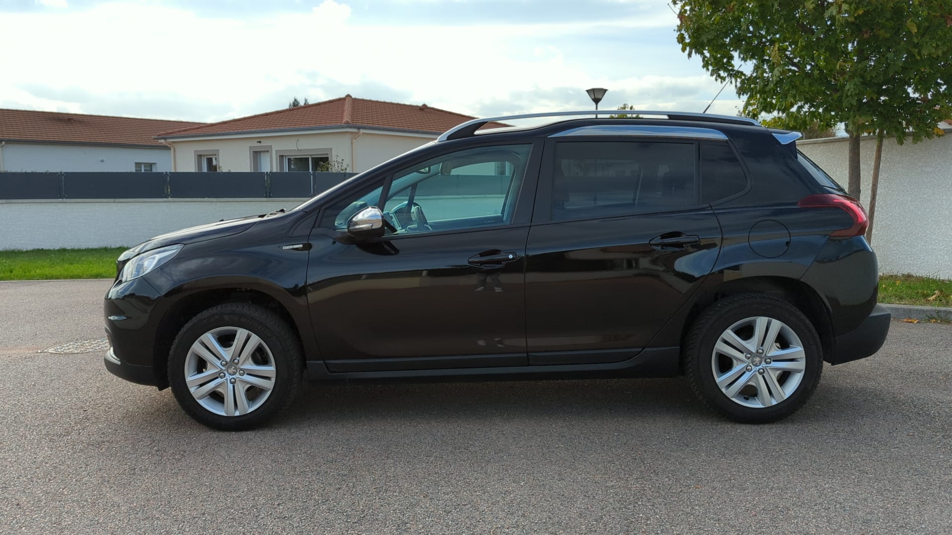 Peugeot 2008 Style 1.2 PureTech 82