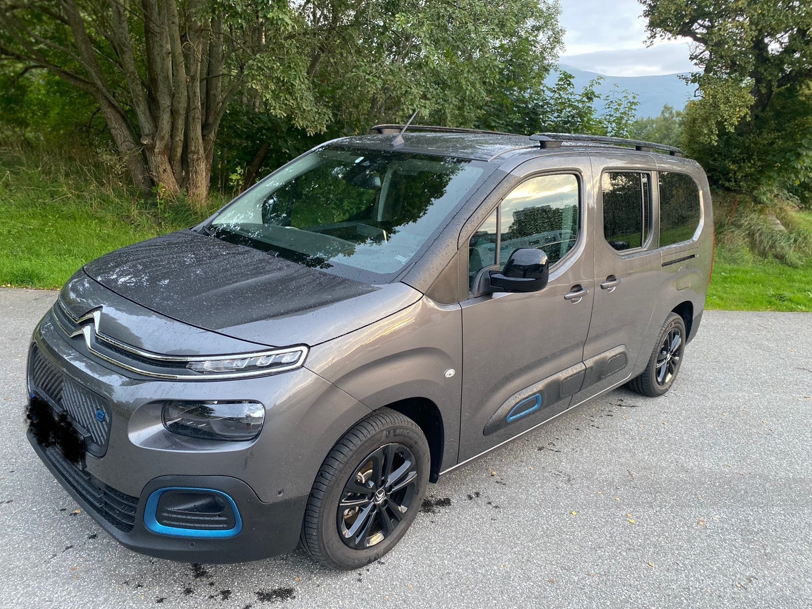 Citroën ë-Berlingo XL 7 places – Électrique 136 ch Autonomie (WLTP): 265 km