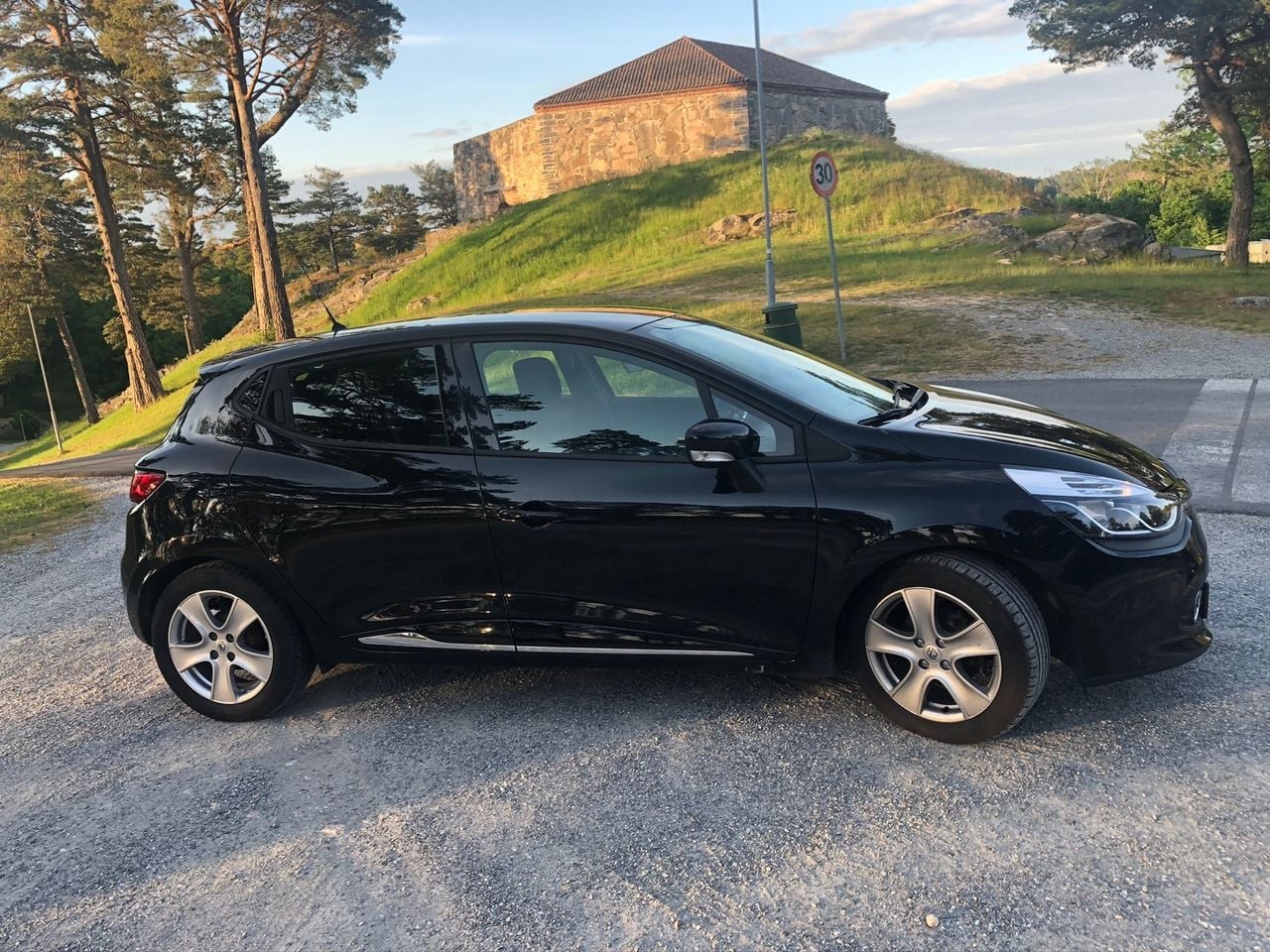 Renault Clio IV 0.9 TCe 90 Dynamique Navigation