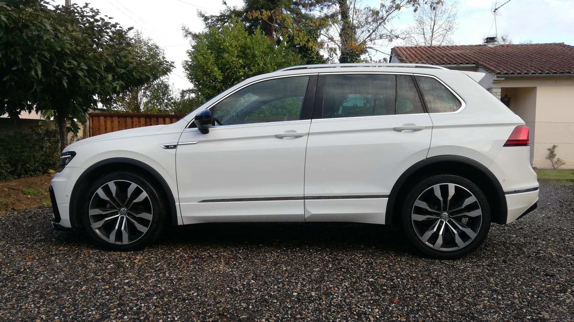 Volkswagen Tiguan II R-Line 2.0 TDI 150 DSG7