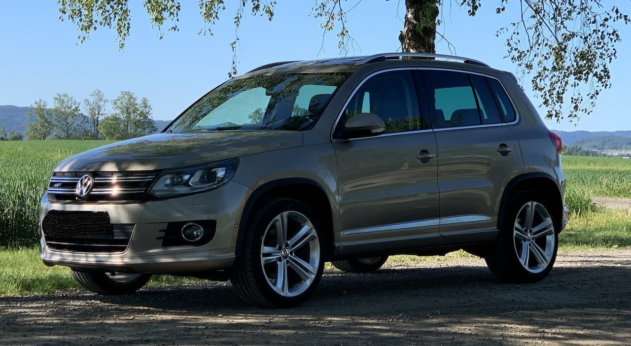 Volkswagen Tiguan 1.4 TSI 122 BlueMotion Technology Exclusive R-Line Panorama