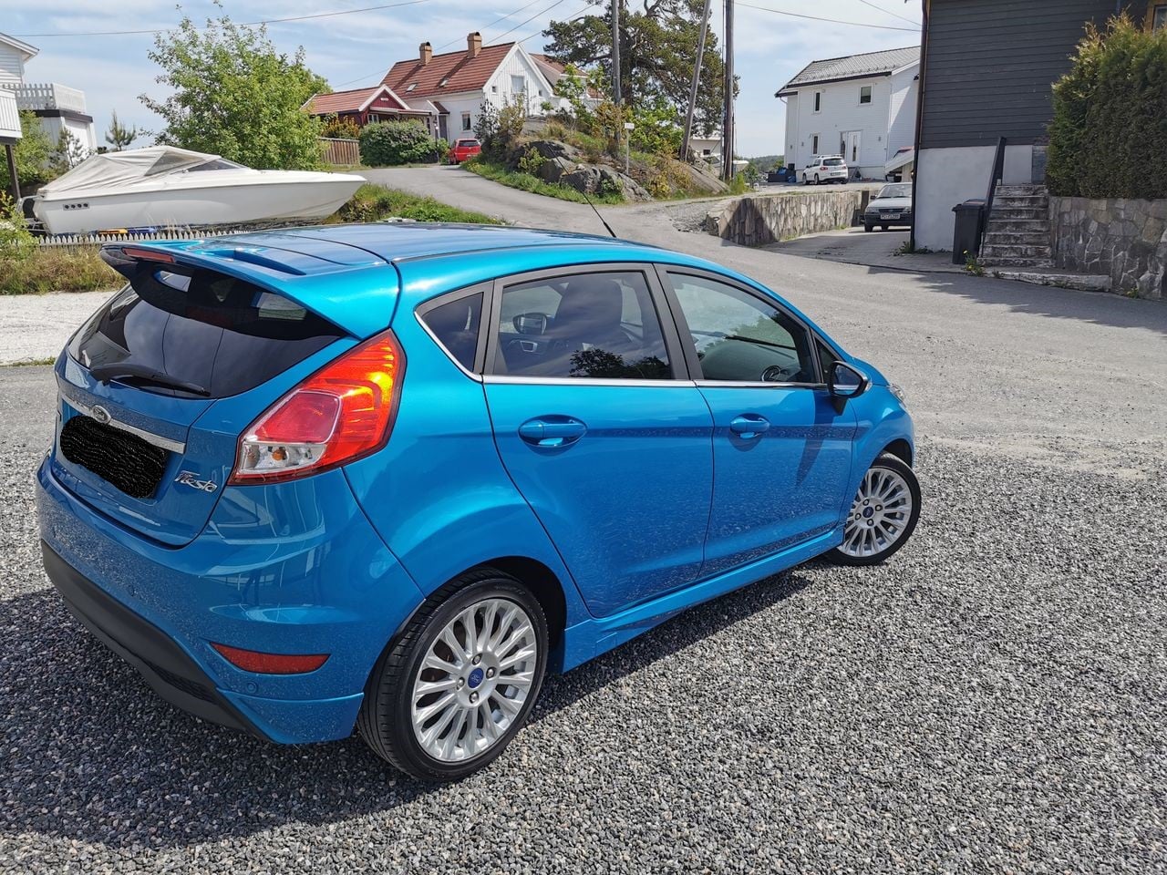 Ford Fiesta 1.0 EcoBoost 100 ch Titanium