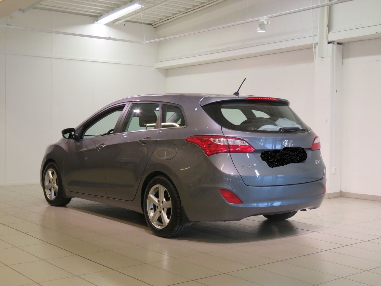 Hyundai i30 II 1.6 Essence Automatique
