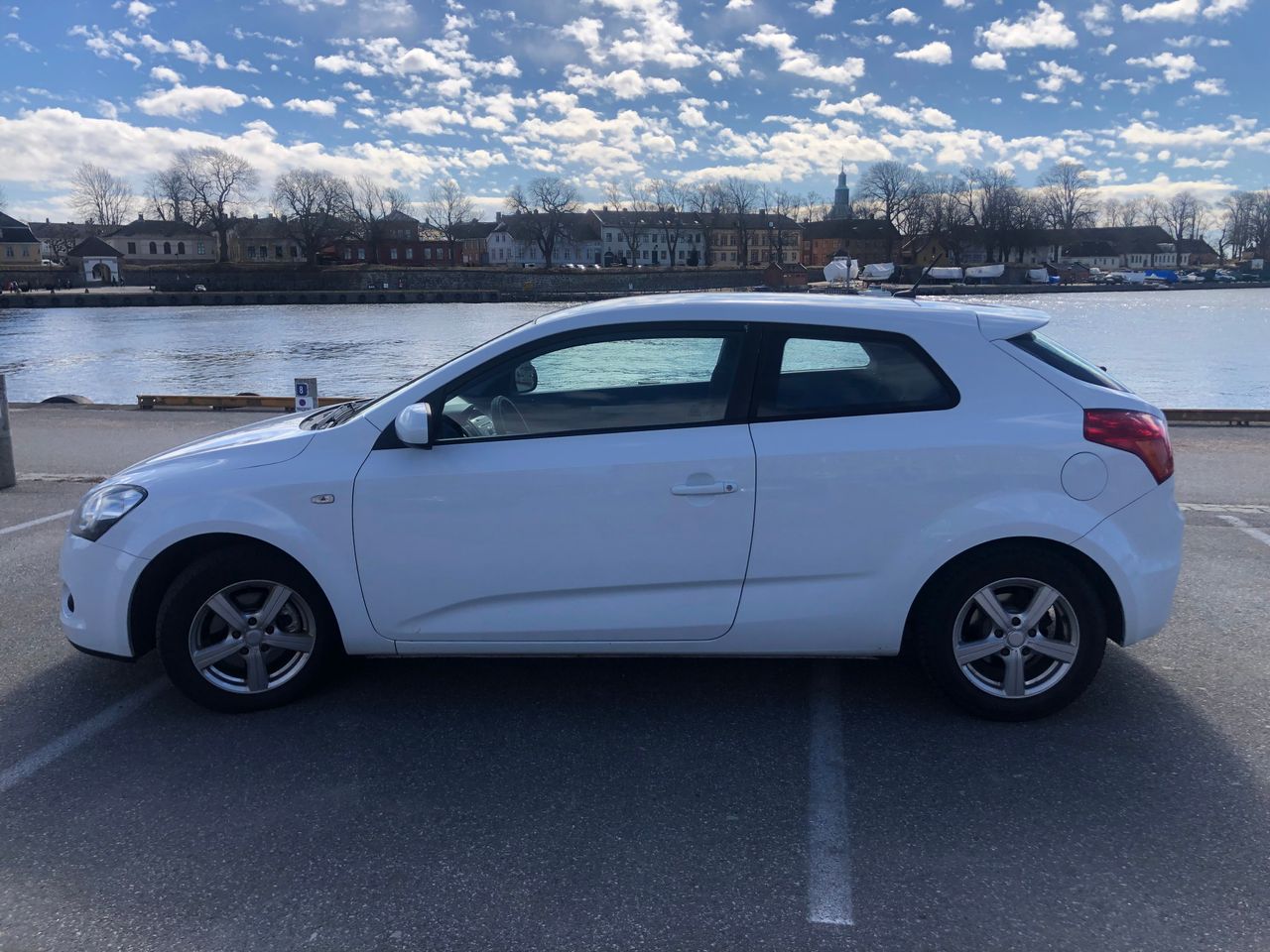 Kia Pro_Cee’d 1.4 CVVT 90 ch EcoDynamics