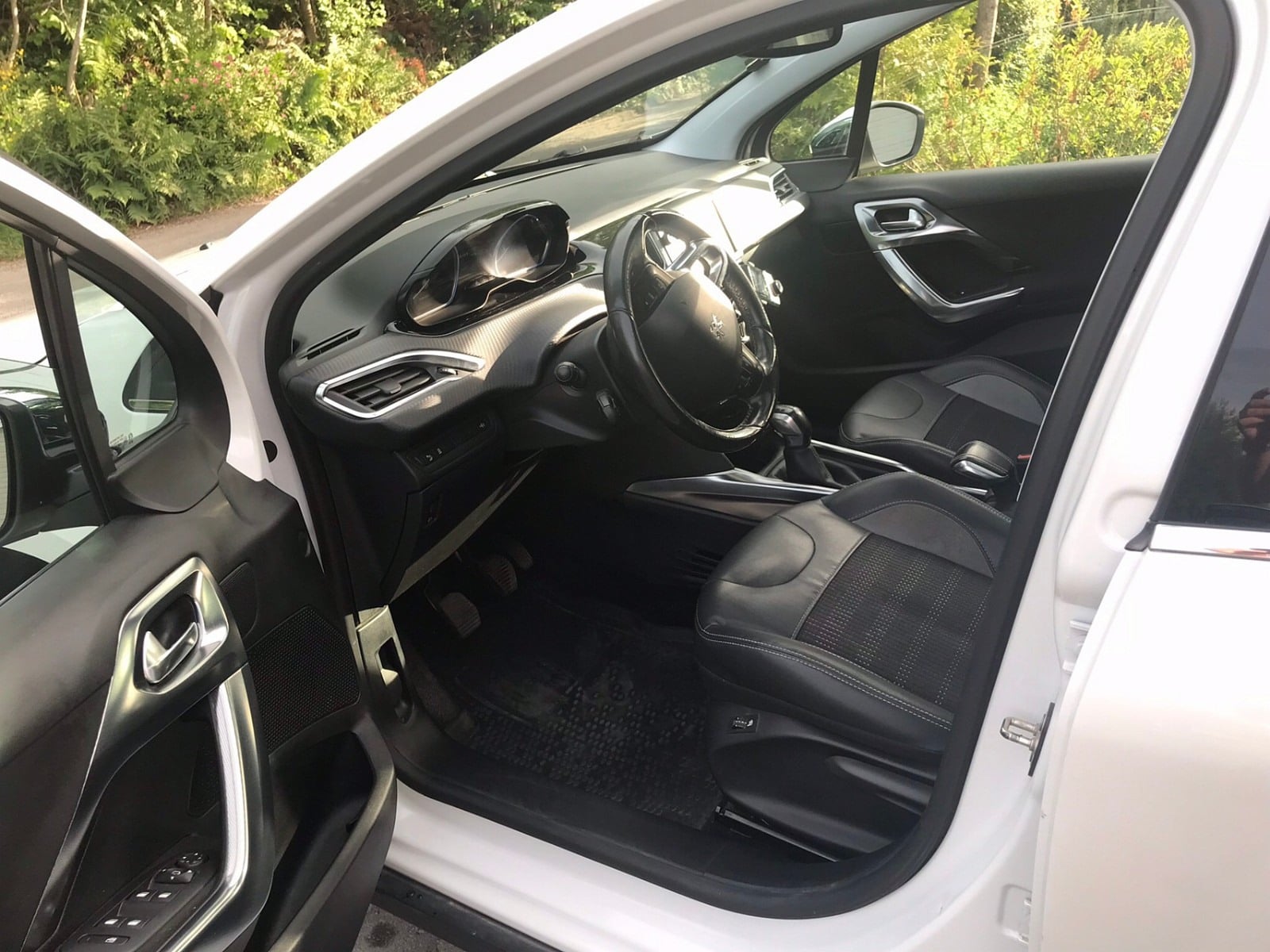 Peugeot 2008 Allure 1.2 VTi 82