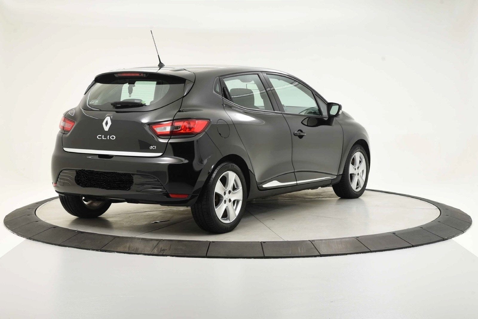 Renault Clio IV Expression 1.5 dCi 90 ch