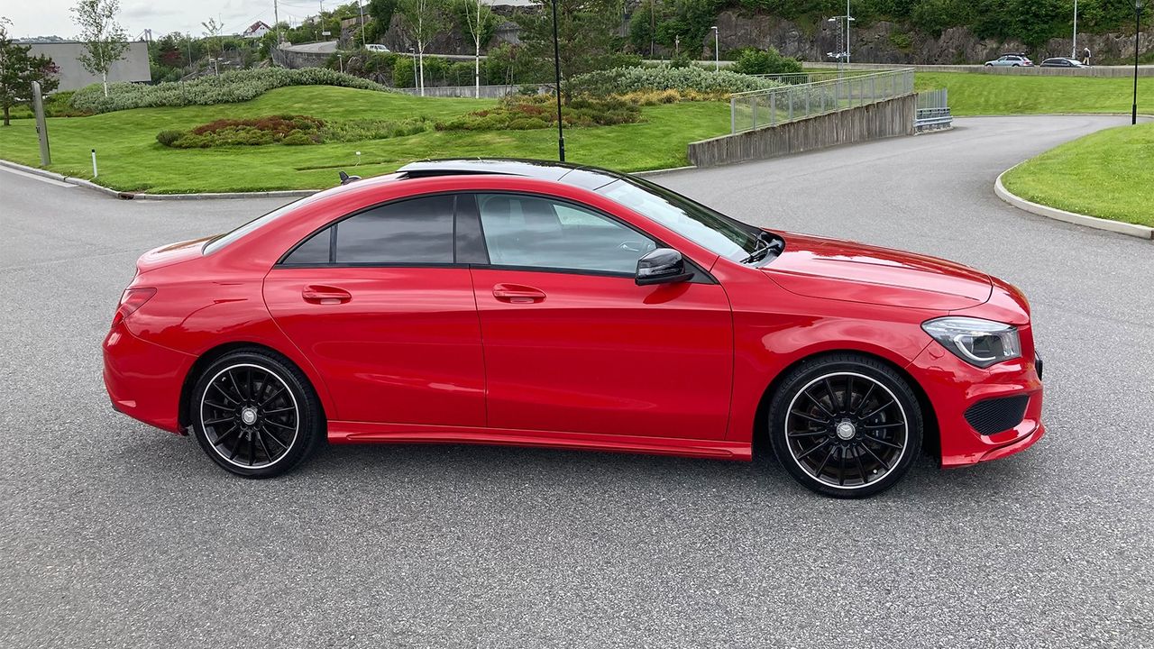 Mercedes-Benz CLA 180 1.6 122 ch AMG