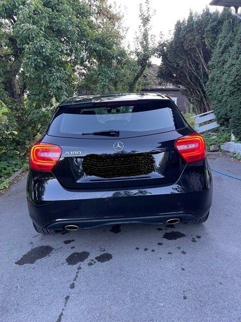 Mercedes-Benz Classe A 180 BlueEFFICIENCY Urban 122 ch