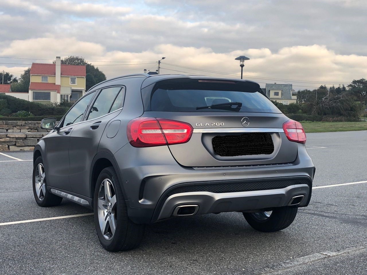 Mercedes-Benz GLA 200 – 1.6 Essence 156 ch