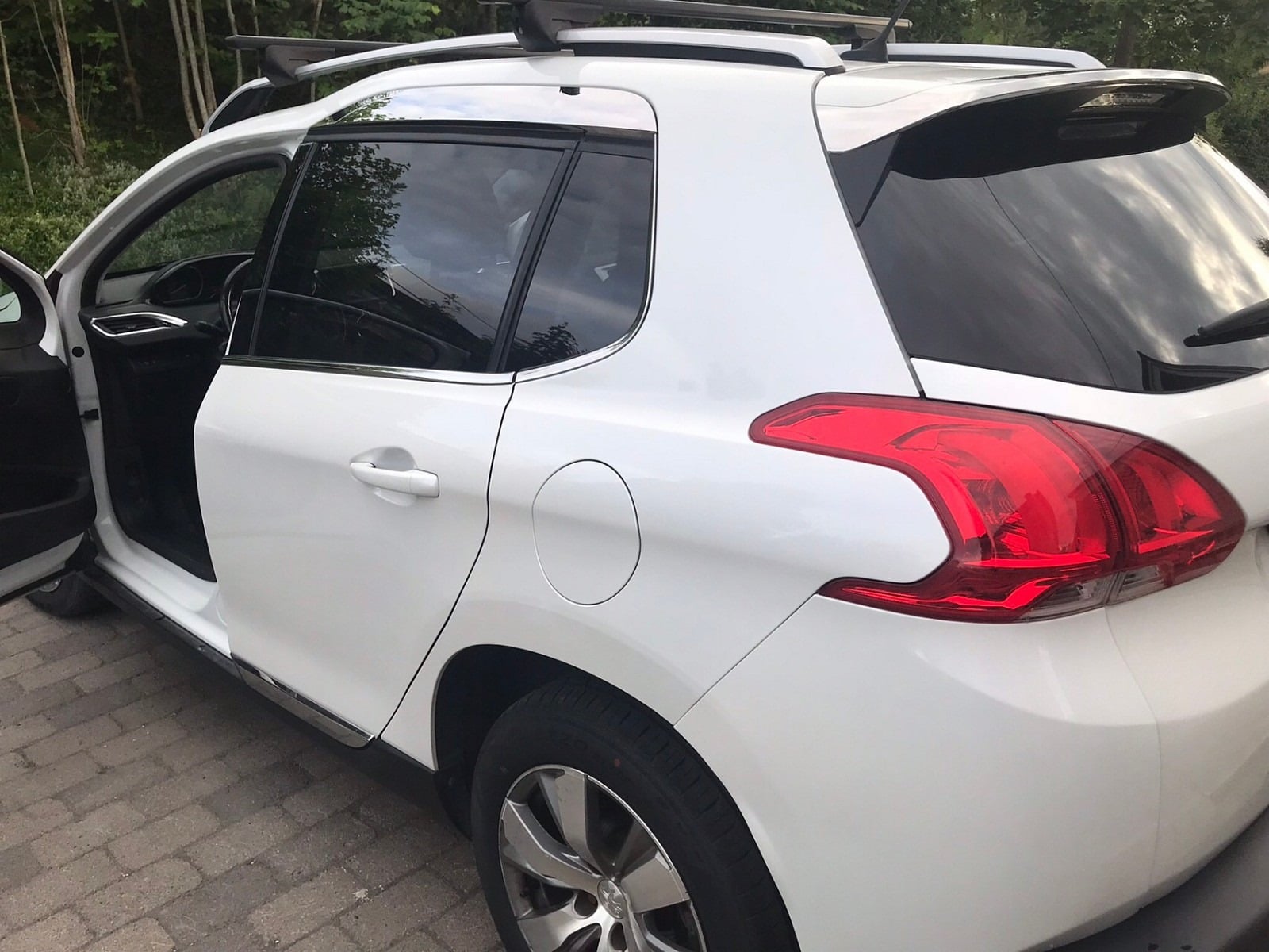 Peugeot 2008 Allure 1.2 VTi 82