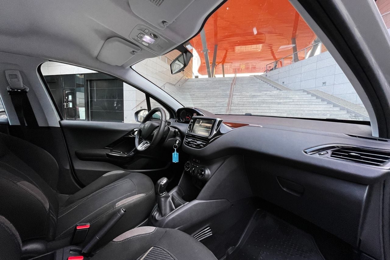 Peugeot 208 1.0 VTi 68 5P