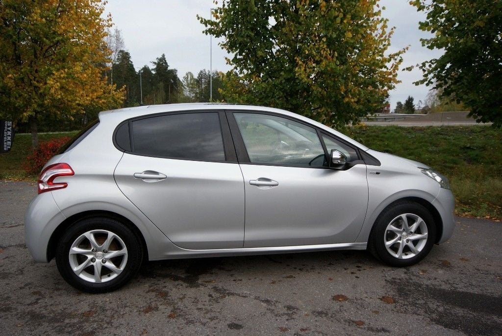 Peugeot 208 1.2 VTi/PureTech 82 Style 5P