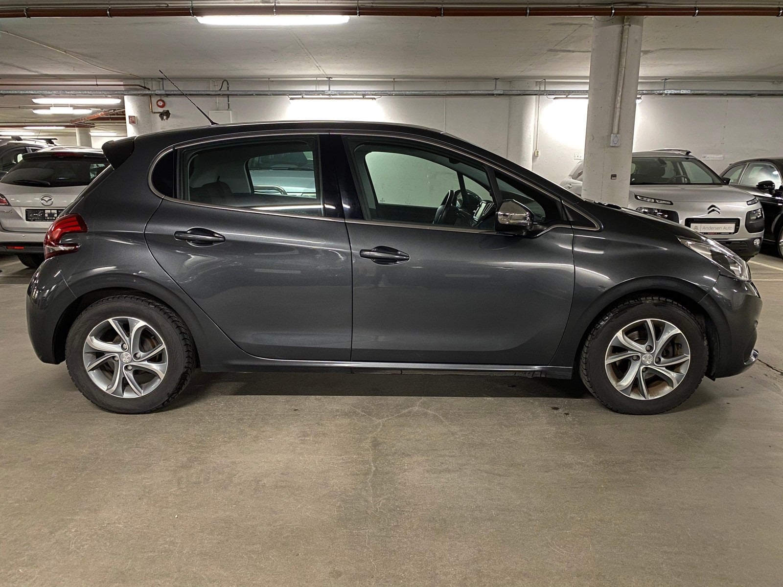 Peugeot 208 Féline 1.6 BlueHDi 120 ch S&S