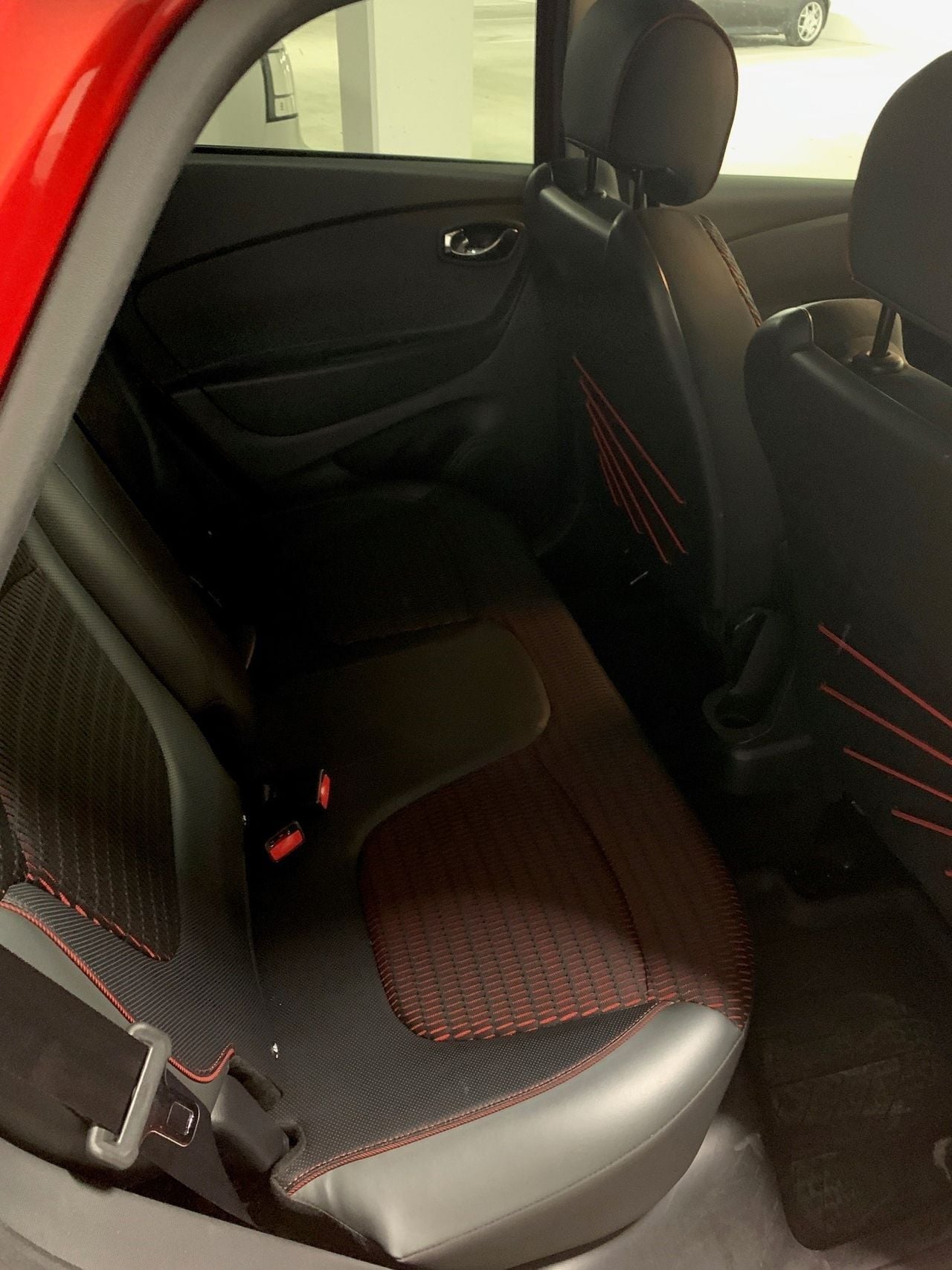 Renault Captur Helly Hansen 1.2 TCe 120 ch EDC