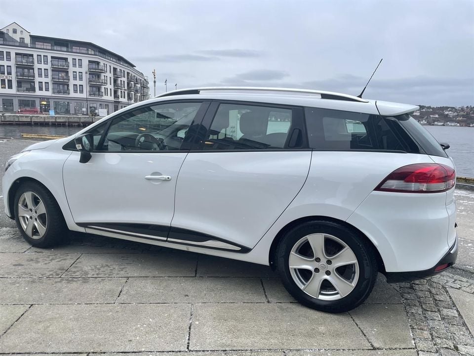Renault Clio IV Estate Expression 0.9 TCe 90 ch