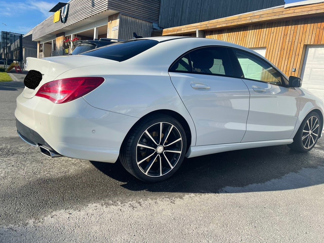 Mercedes-Benz CLA 180 1.6 122 ch 7G-DCT