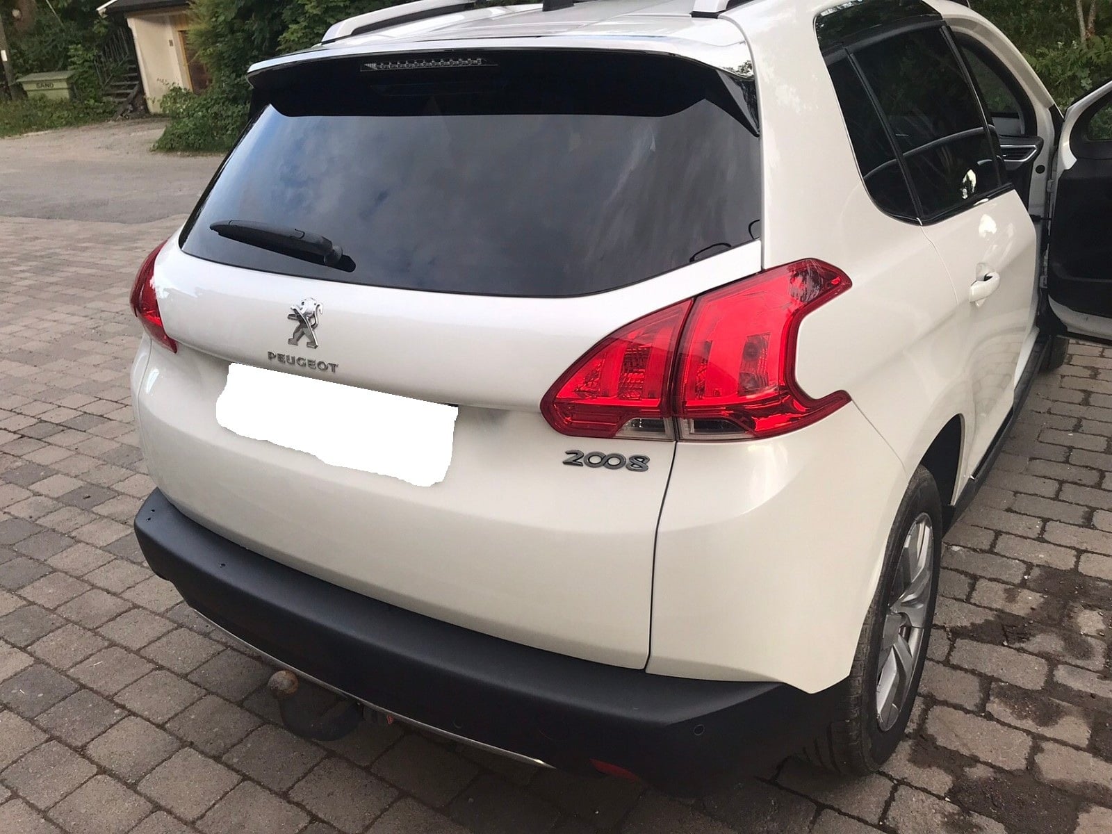 Peugeot 2008 Allure 1.2 VTi 82