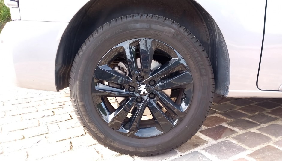 Peugeot Expert Long Pack Sport – 2.0 BlueHDi 180 S&S EAT8