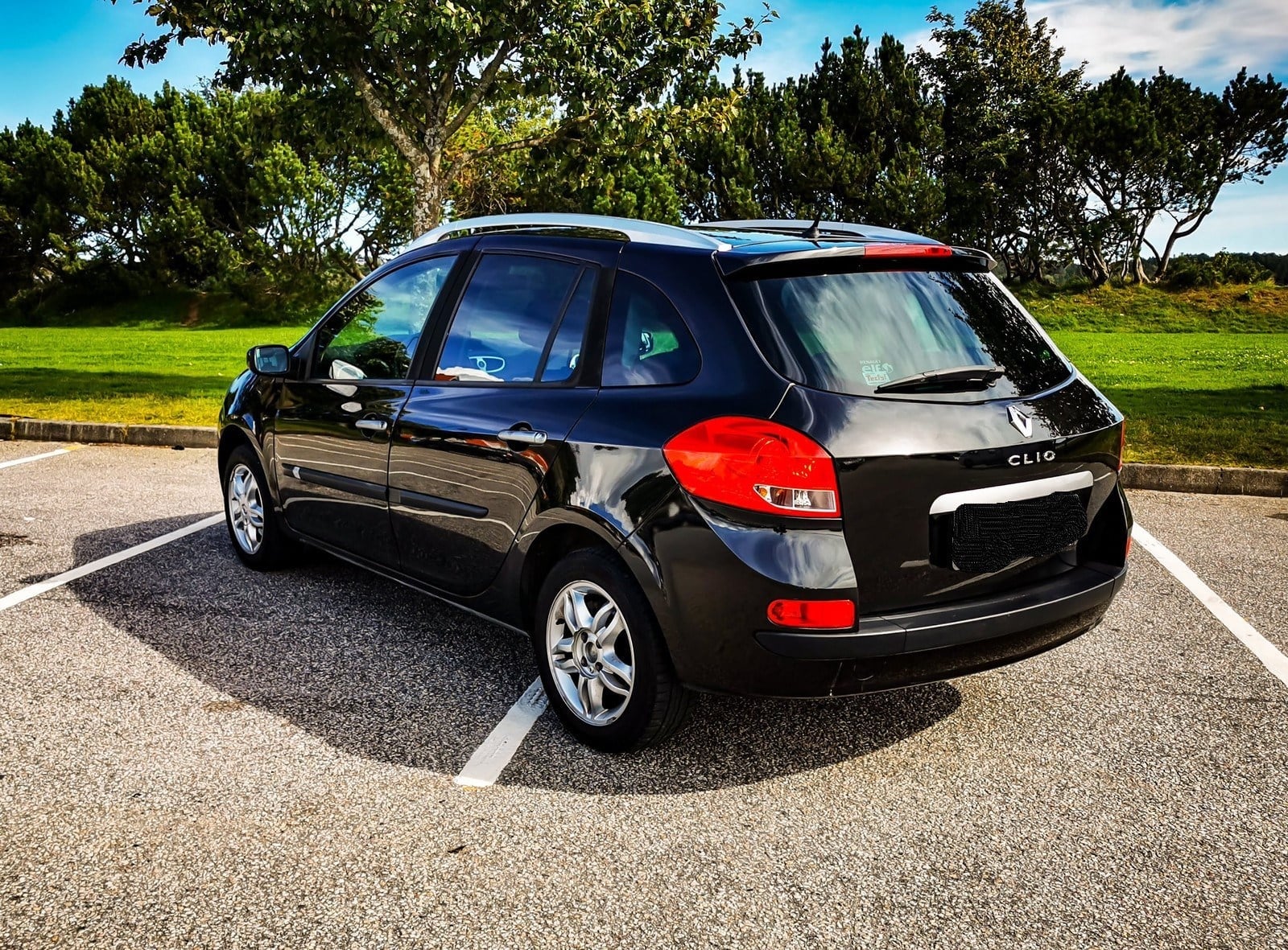 Renault Clio III Estate – 1.2 16V 75 ch