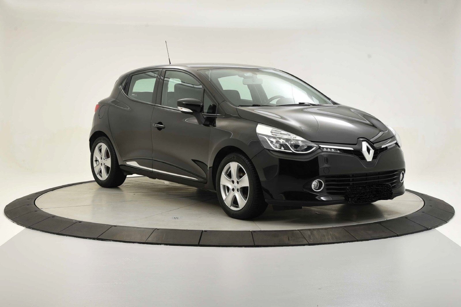 Renault Clio IV Expression 1.5 dCi 90 ch