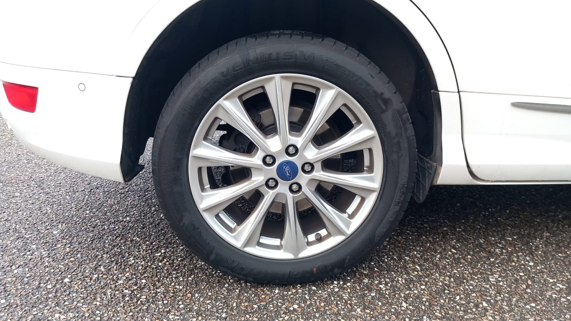 Ford Kuga 2.0 TDCi 180 ch Vignale 4x4 Powershift