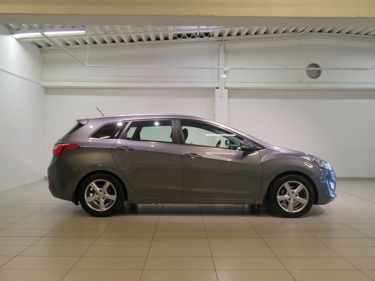 Hyundai i30 II 1.6 Essence Automatique
