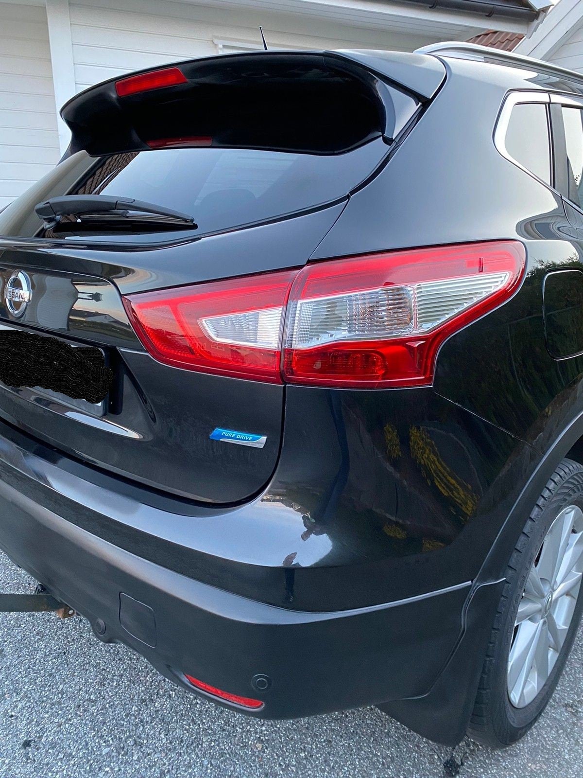 Nissan Qashqai II 1.5 dCi 110 Tekna – Caméra 360° – Toit panoramique