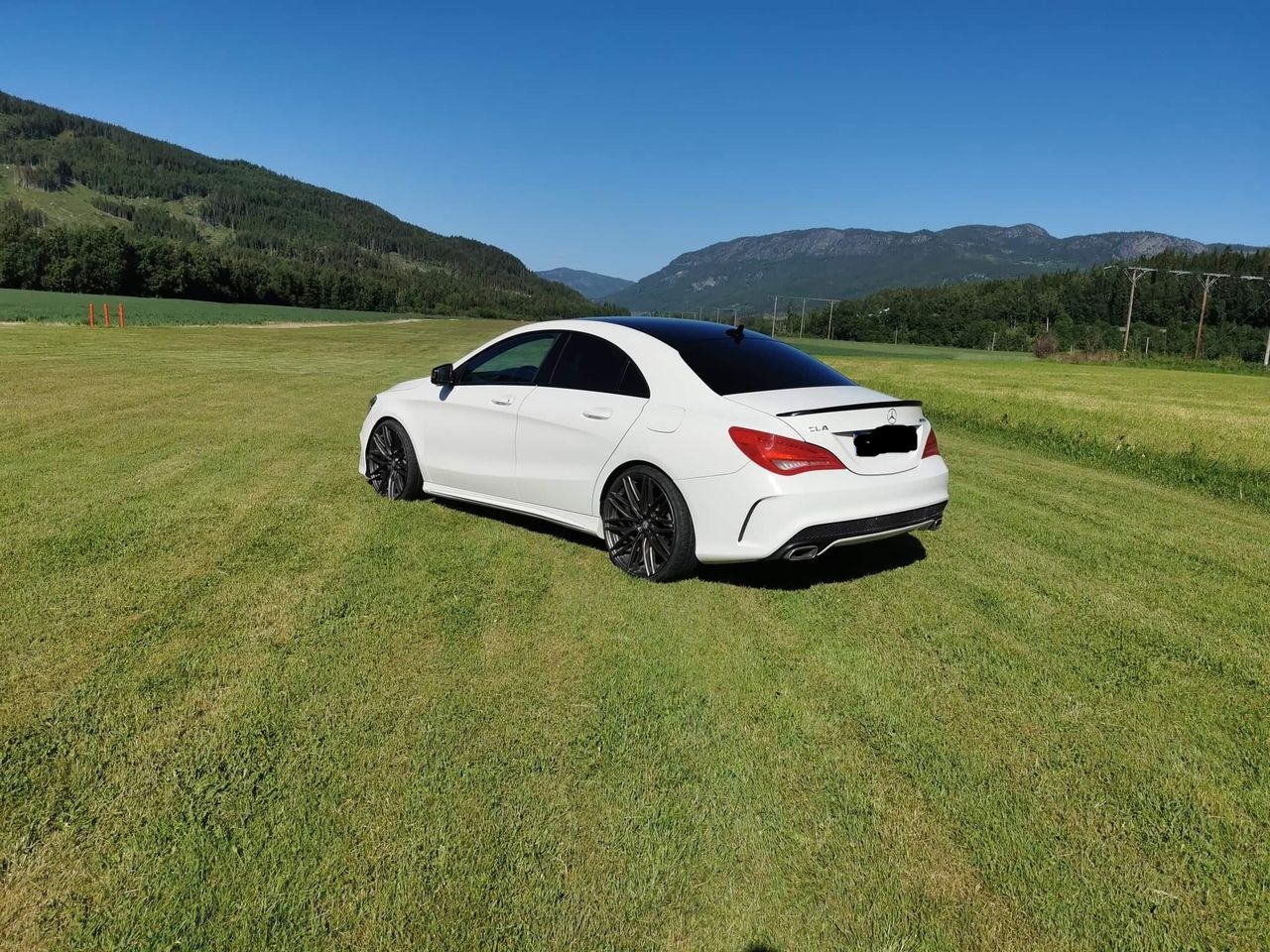 Mercedes-Benz CLA AMG 7G-DCT  Toit panoramique Webasto