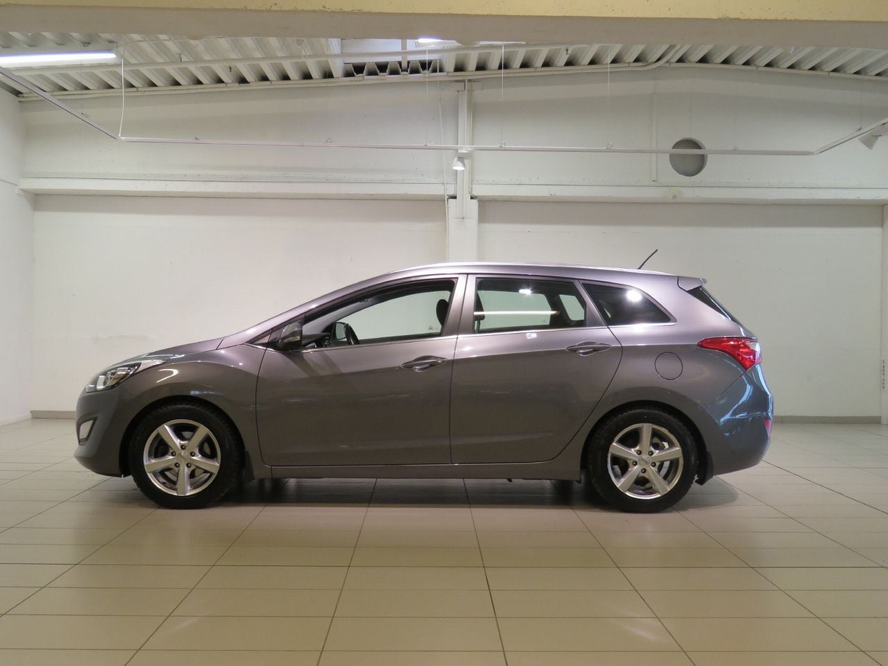 Hyundai i30 II 1.6 Essence Automatique