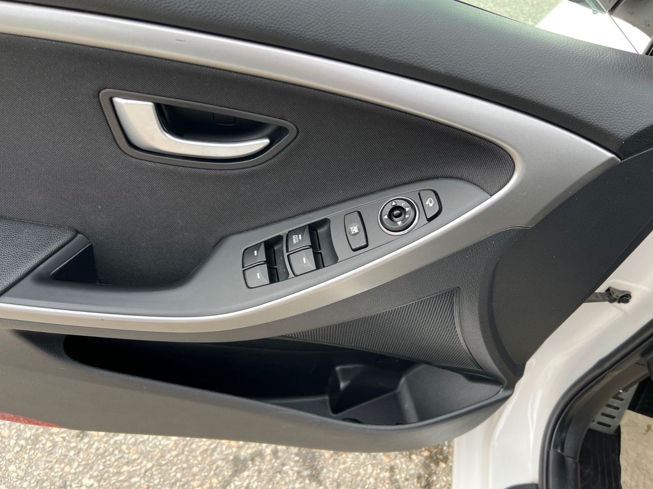 Hyundai i30 II  1.4 100 ch