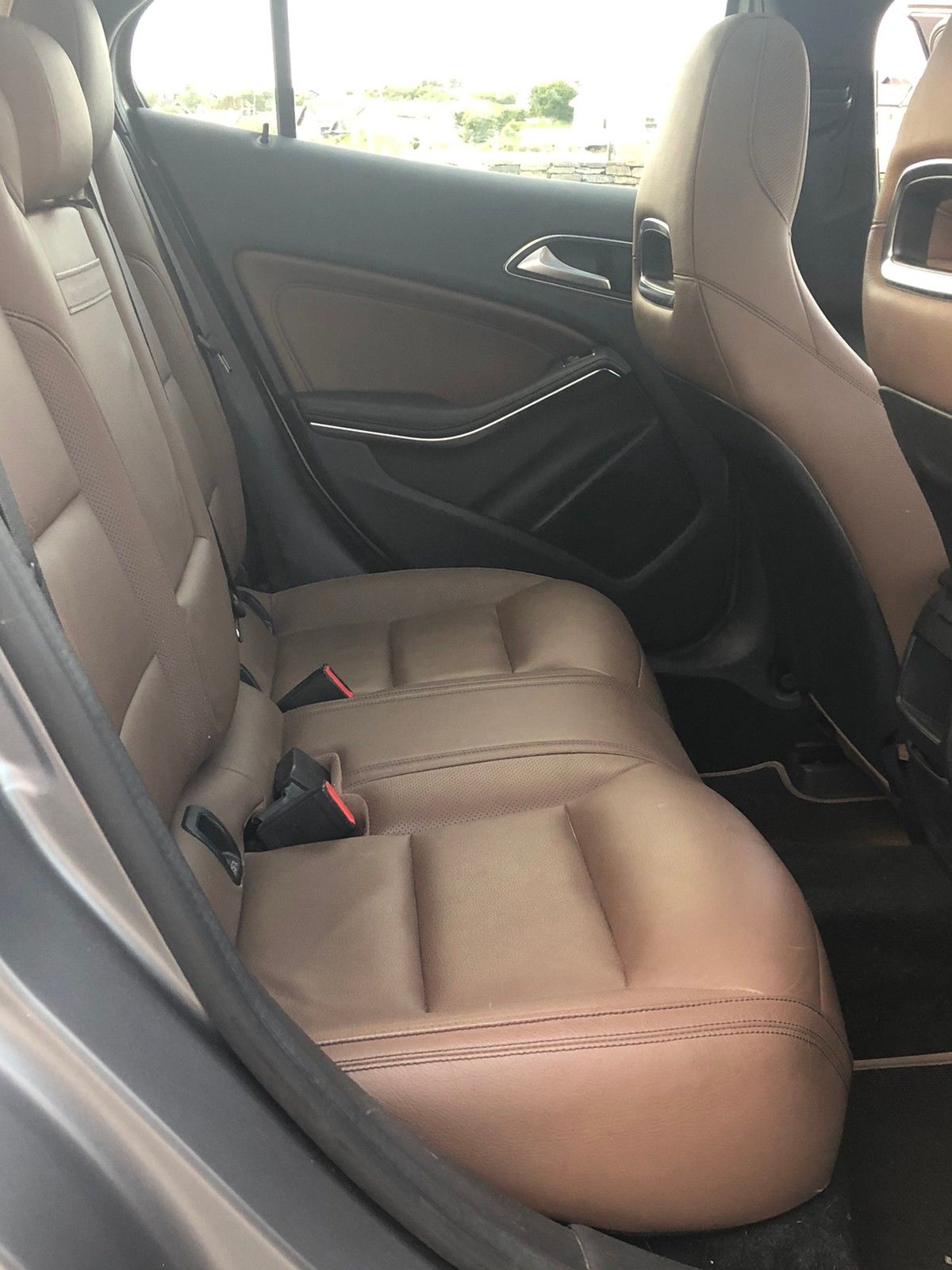Mercedes-Benz GLA 200 – 1.6 Essence 156 ch