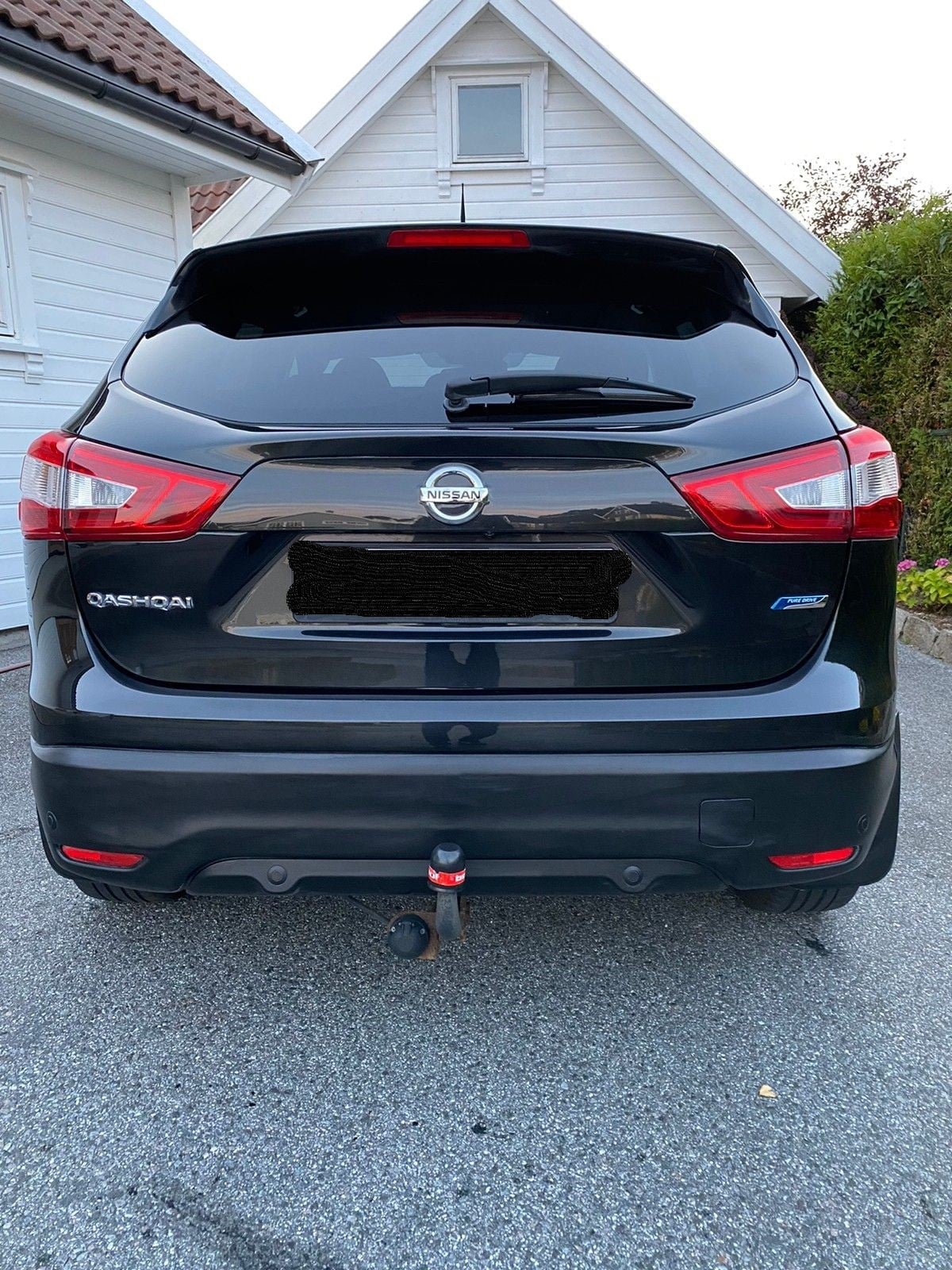 Nissan Qashqai II 1.5 dCi 110 Tekna – Caméra 360° – Toit panoramique