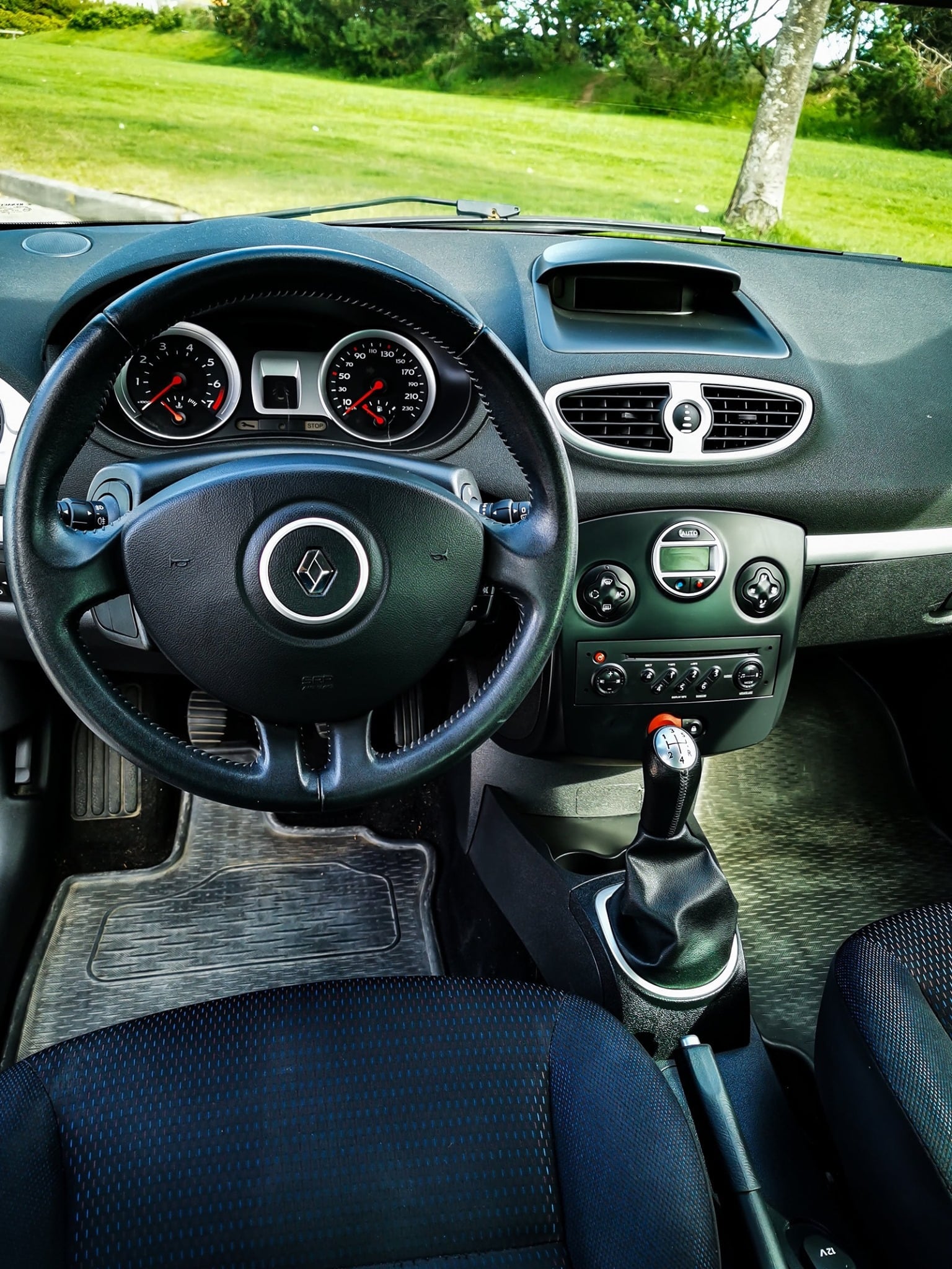 Renault Clio III Estate – 1.2 16V 75 ch