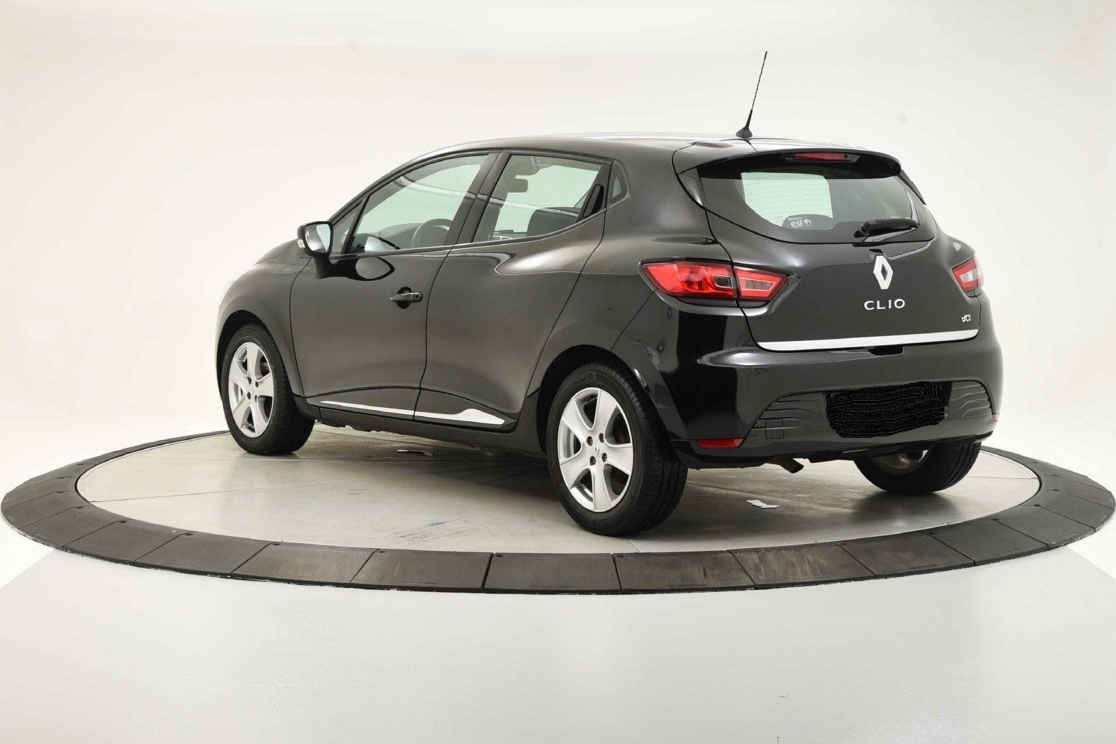Renault Clio IV Expression 1.5 dCi 90 ch