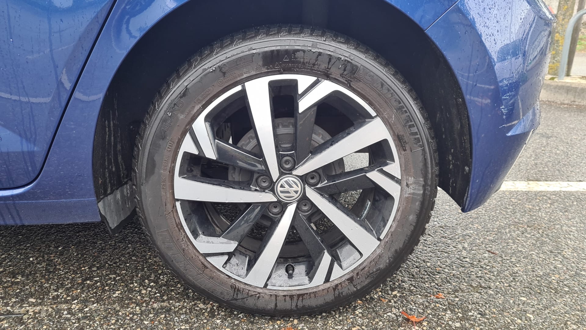 Volkswagen Polo VI Connect 1.0 MPI 65 65 ch