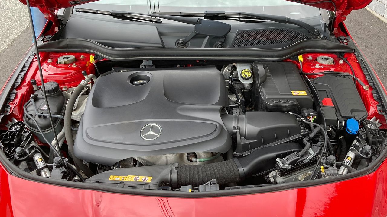 Mercedes-Benz CLA 180 1.6 122 ch AMG