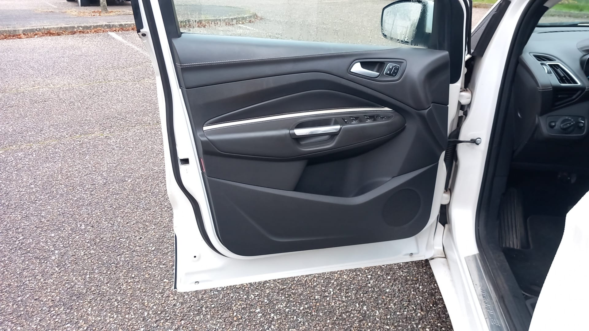 Ford Kuga 2.0 TDCi 180 ch Vignale 4x4 Powershift