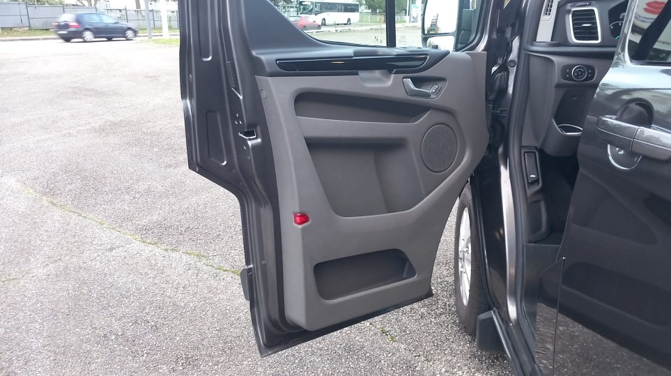 Ford Transit Custom 320 L2H1 2.0 EcoBlue 170 ch BVA Limited Cabine Approfondie 6 Places