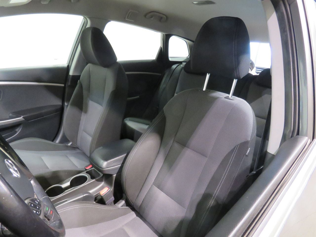 Hyundai i30 II 1.6 Essence Automatique