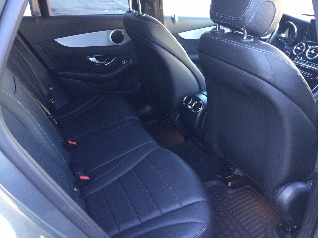 Mercedes-Benz GLC 250 4MATIC AMG Line – 2.0 Essence 211 ch