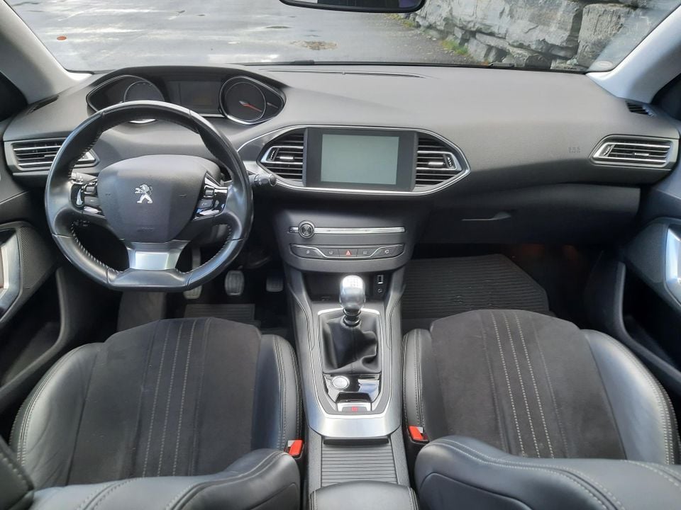 Peugeot 308 SW Allure 1.2 PureTech 130 ch S&S