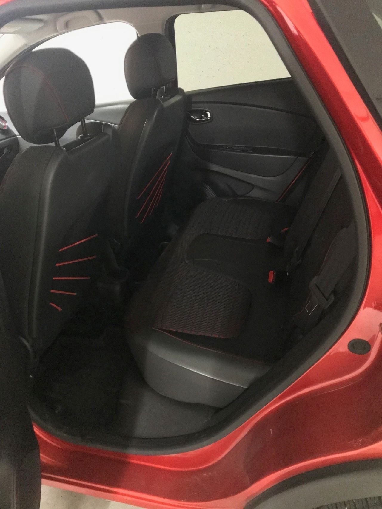 Renault Captur Helly Hansen 1.2 TCe 120 ch EDC