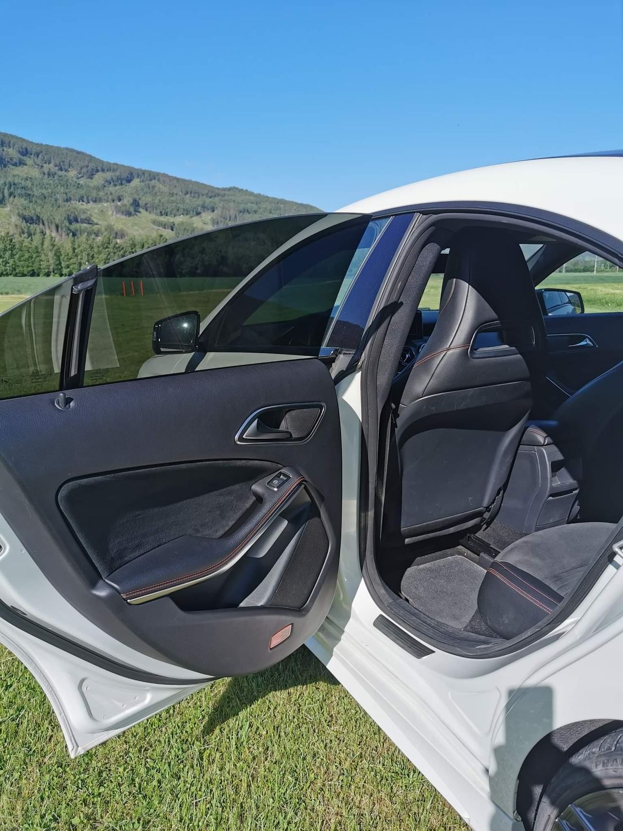 Mercedes-Benz CLA AMG 7G-DCT  Toit panoramique Webasto
