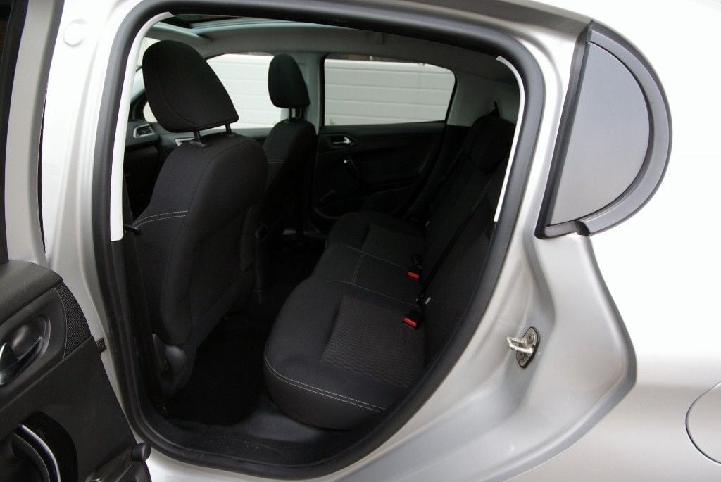 Peugeot 208 1.2 VTi/PureTech 82 Style 5P