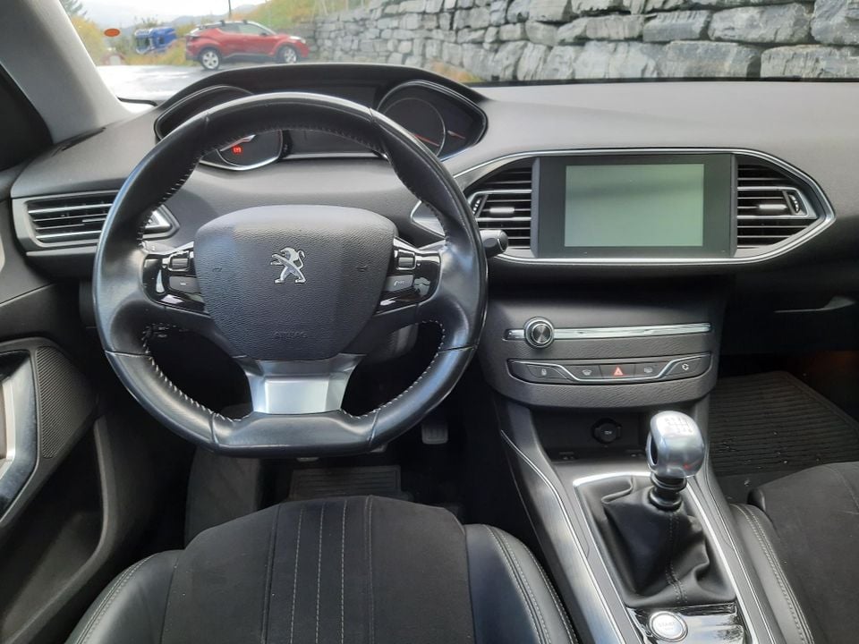 Peugeot 308 SW Allure 1.2 PureTech 130 ch S&S