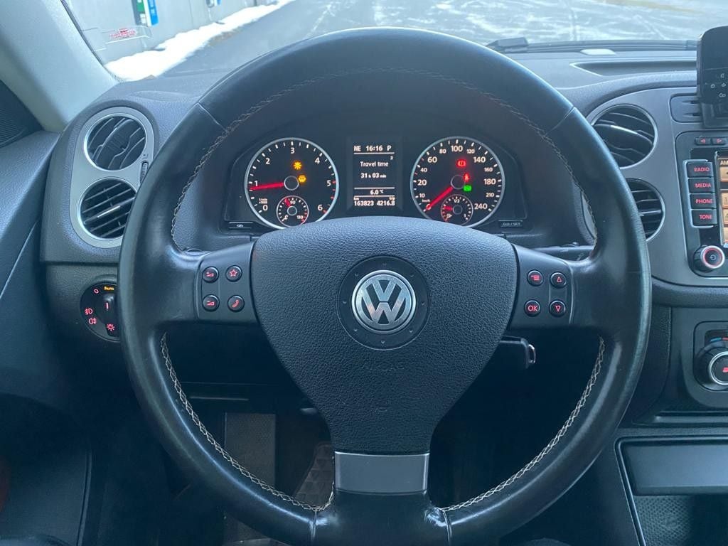 Volkswagen Tiguan Carat 2.0 TDI 140 DSG 4Motion